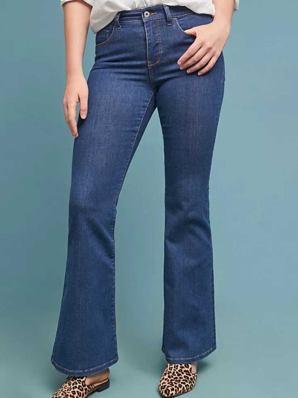 Pilcro and the Letterpress Flare Jeans – Size 29 – Medium Wash